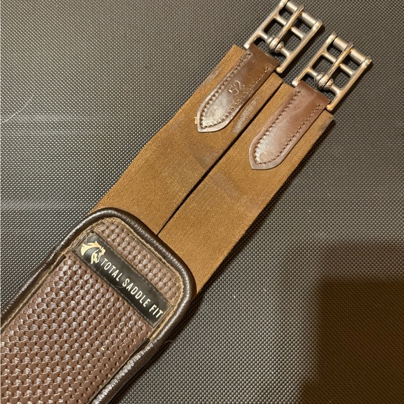 Total Saddle Fit Synthetic Girth 52” - Picture 3 of 6